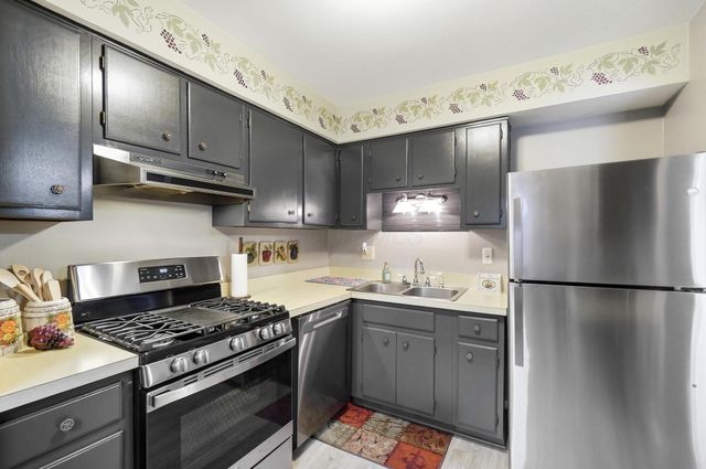 639 Dlyn Street, Columbus, OH 43228
