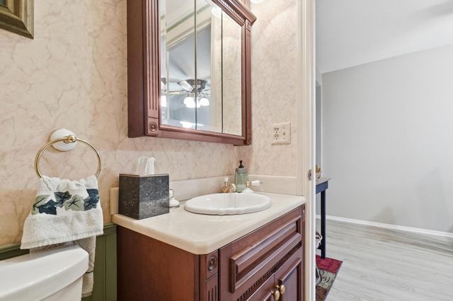 639 Dlyn Street, Columbus, OH 43228