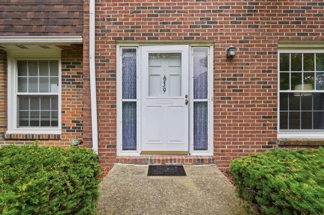639 Dlyn Street, Columbus, OH 43228