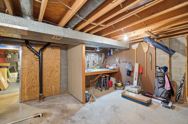 639 Dlyn Street, Columbus, OH 43228