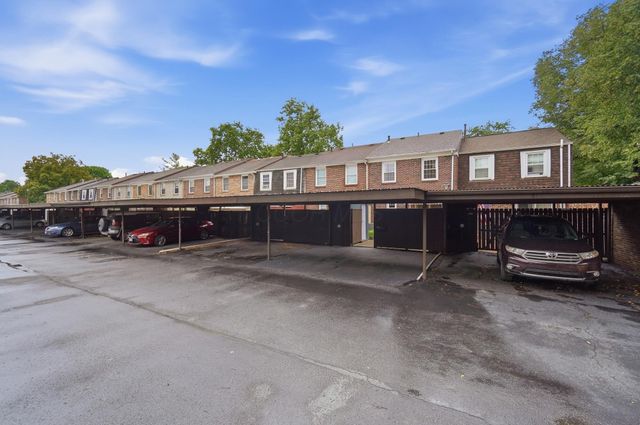 639 Dlyn Street, Columbus, OH 43228