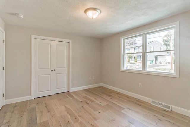 2 Garrison St, Billerica, MA 01821
