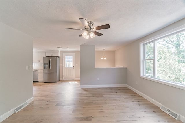 2 Garrison St, Billerica, MA 01821