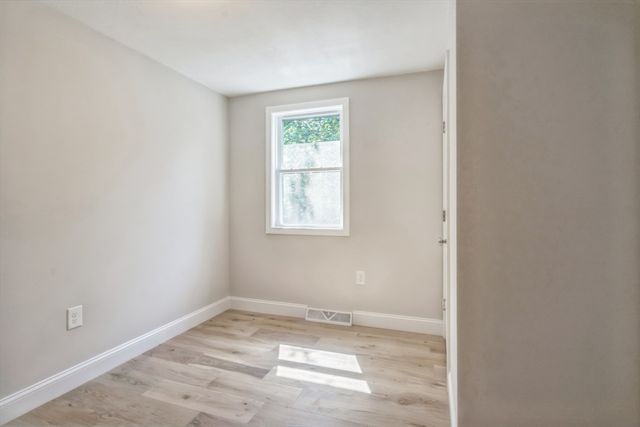 2 Garrison St, Billerica, MA 01821