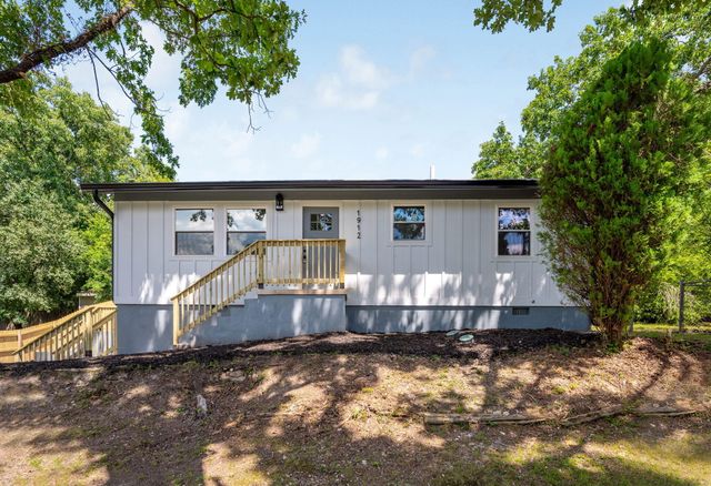 1912 Honeycut Lane, Chattanooga, TN 37412