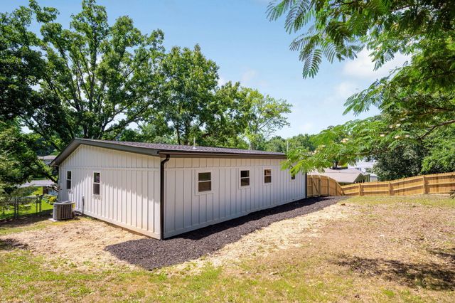 1912 Honeycut Lane, Chattanooga, TN 37412