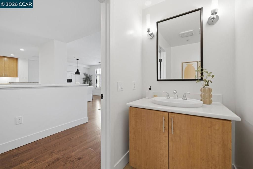 Image 23 of property listing at 438 W Grand Ave 418, Oakland, CA 94612