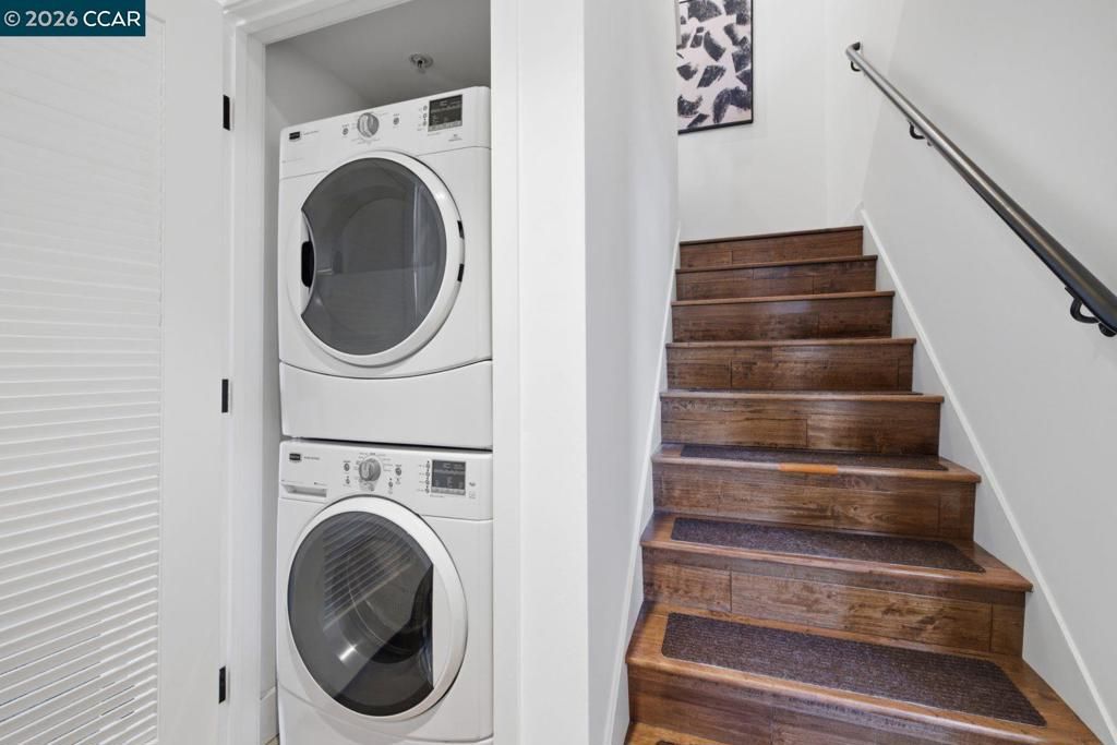 Image 25 of property listing at 438 W Grand Ave 418, Oakland, CA 94612