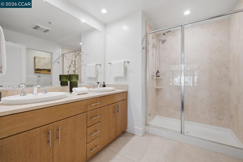 Image 38 of property listing at 438 W Grand Ave 418, Oakland, CA 94612