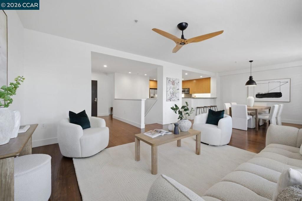Image 9 of property listing at 438 W Grand Ave 418, Oakland, CA 94612