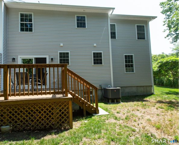 209 Winding Hollow Road, Groton, CT 06340