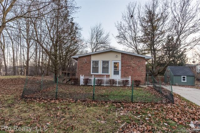 2071 WINEWOOD Avenue, Ann Arbor, MI 48103