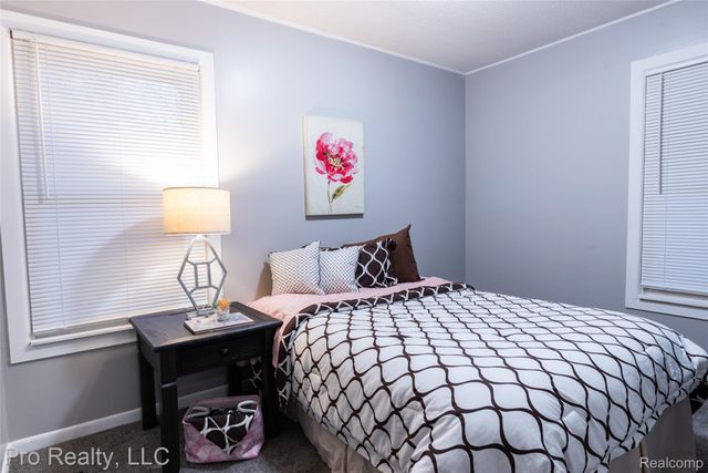 2071 WINEWOOD Avenue, Ann Arbor, MI 48103