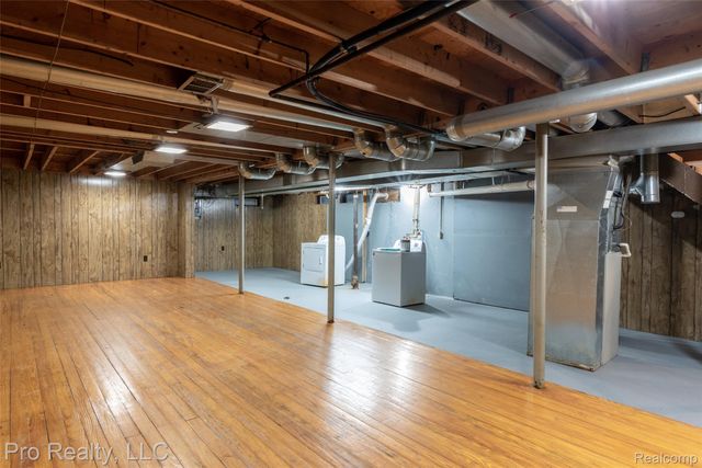 2071 WINEWOOD Avenue, Ann Arbor, MI 48103