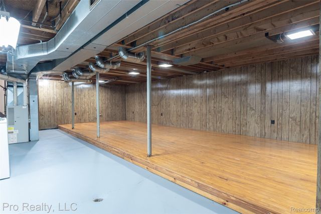 2071 WINEWOOD Avenue, Ann Arbor, MI 48103