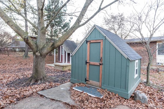 2071 WINEWOOD Avenue, Ann Arbor, MI 48103