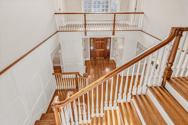 139 Jelliff Mill Road, New Canaan, CT 06840