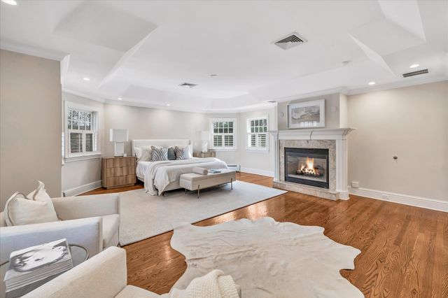 139 Jelliff Mill Road, New Canaan, CT 06840