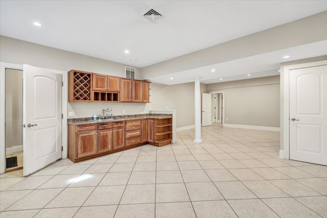 139 Jelliff Mill Road, New Canaan, CT 06840