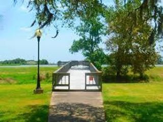 1720 Spearhead Court, Angleton, TX 77515