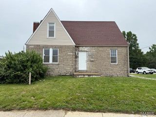 10303 Lincoln Trail, Fairview Heights, IL 62208
