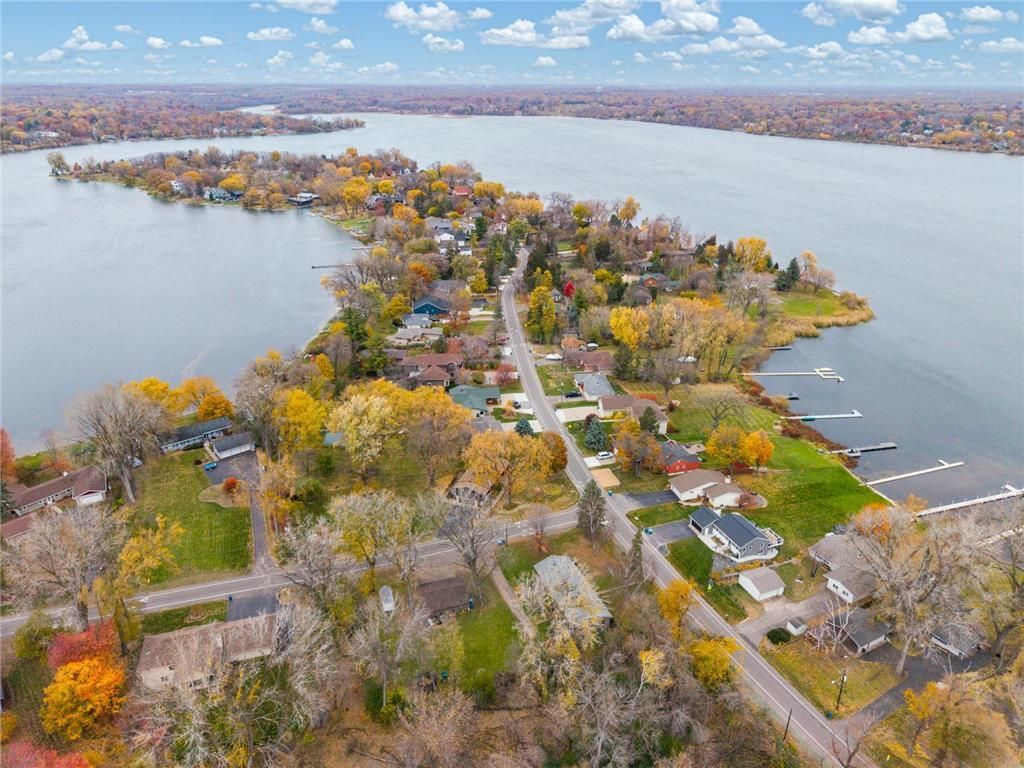 7 Kaiser Avenue, Medicine Lake, MN 55441 — photo 3