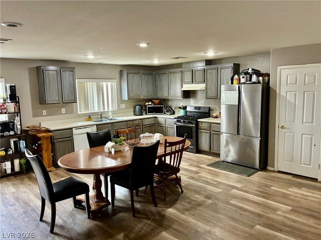 3025 Hartley Cove Avenue, North Las Vegas, NV 89081