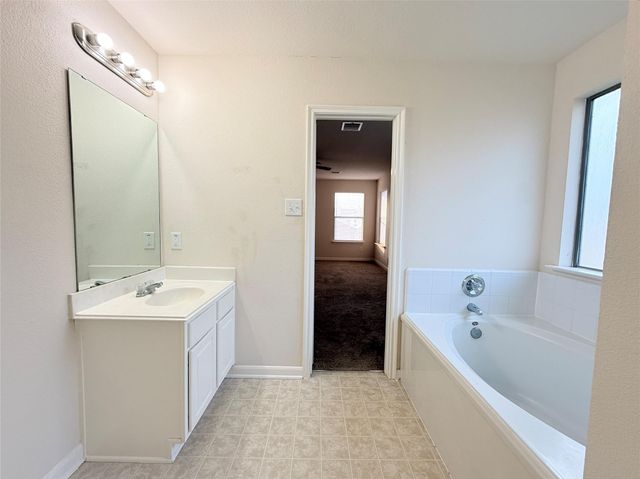 431 Mantova Drive, Houston, TX 77073