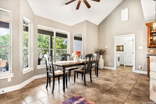 563 Cambridge, New Braunfels, TX 78132