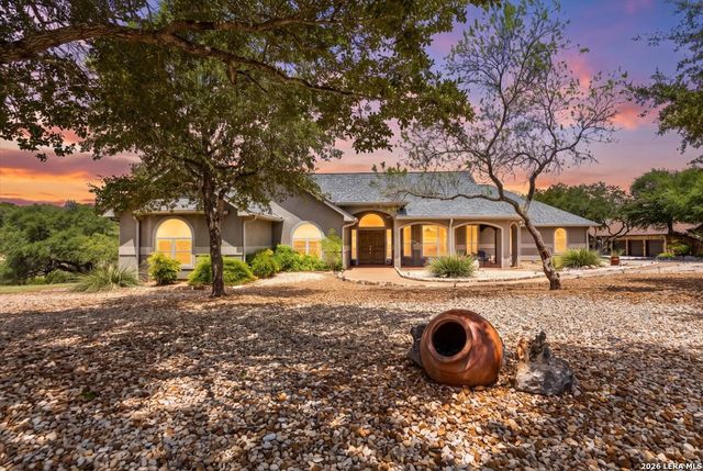 563 Cambridge, New Braunfels, TX 78132