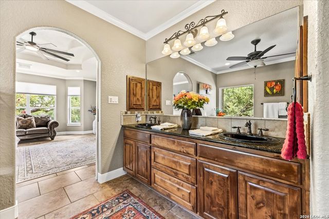 563 Cambridge, New Braunfels, TX 78132