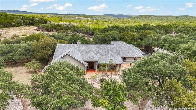 563 Cambridge, New Braunfels, TX 78132