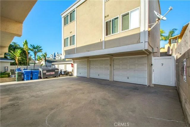 502 N Elena Avenue, Redondo Beach, CA 90277