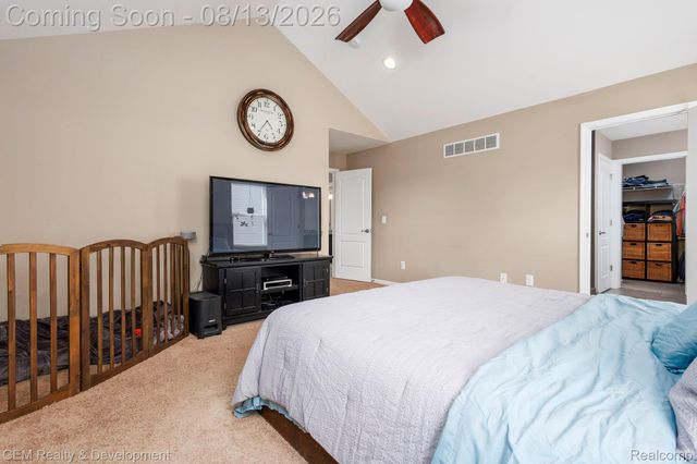 8066 Chestnut Drive, Westland, MI 48185
