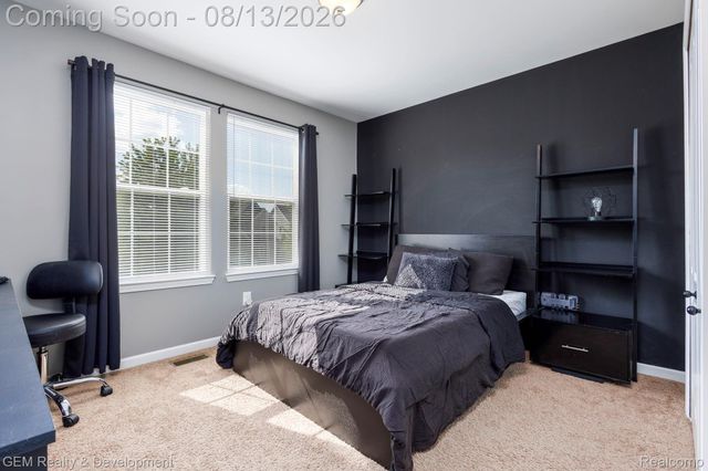 8066 Chestnut Drive, Westland, MI 48185