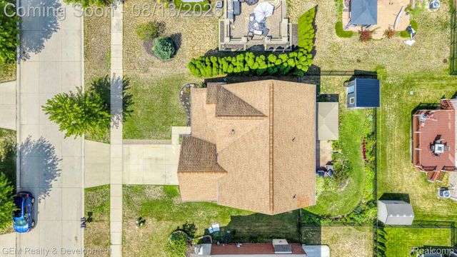 8066 Chestnut Drive, Westland, MI 48185