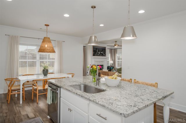 1286 Charleston Drive, Prattville, AL 36066