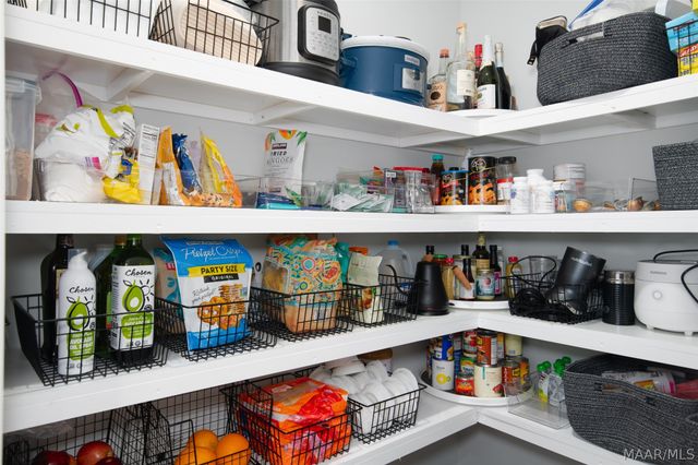 1286 Charleston Drive, Prattville, AL 36066