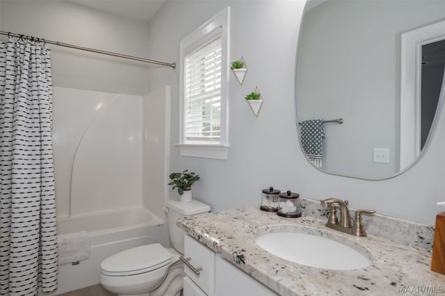 1286 Charleston Drive, Prattville, AL 36066