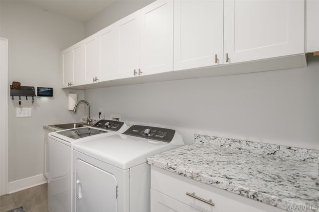 1286 Charleston Drive, Prattville, AL 36066