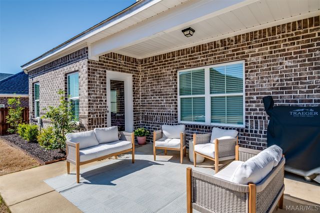 1286 Charleston Drive, Prattville, AL 36066