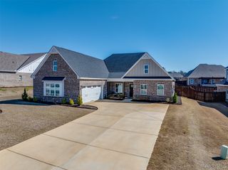 1286 Charleston Drive, Prattville, AL 36066