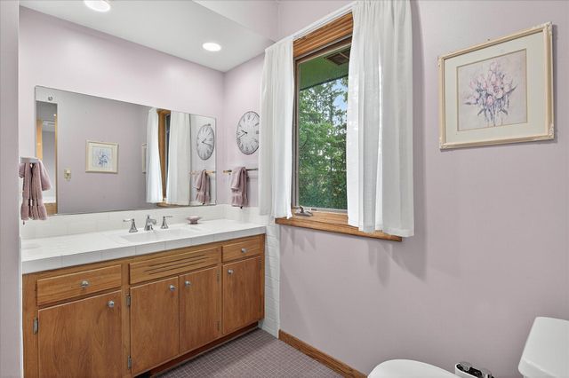 15250 Stevens Avenue, Burnsville, MN 55306