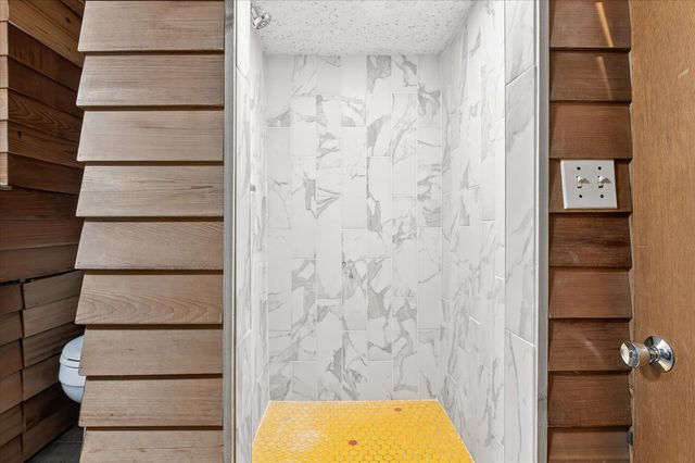 15250 Stevens Avenue, Burnsville, MN 55306