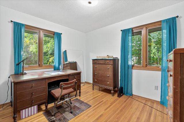 15250 Stevens Avenue, Burnsville, MN 55306