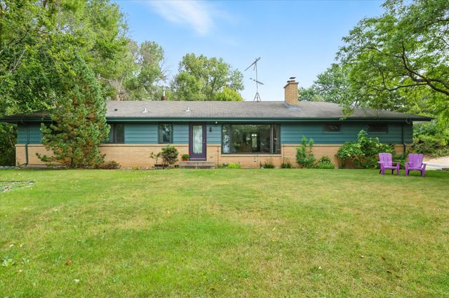 15250 Stevens Avenue, Burnsville, MN 55306