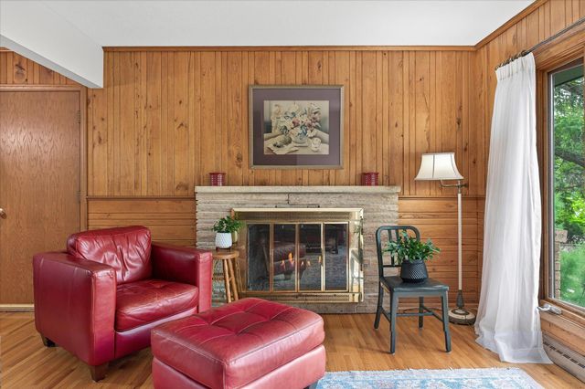 15250 Stevens Avenue, Burnsville, MN 55306