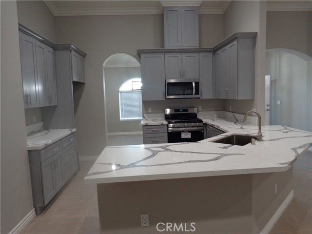 18255 Winnetka Road, Apple Valley, CA 92307