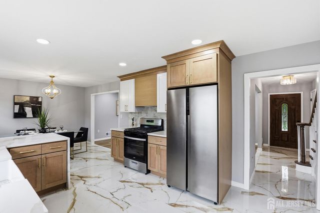18 muth Street, South Amboy, NJ 08879