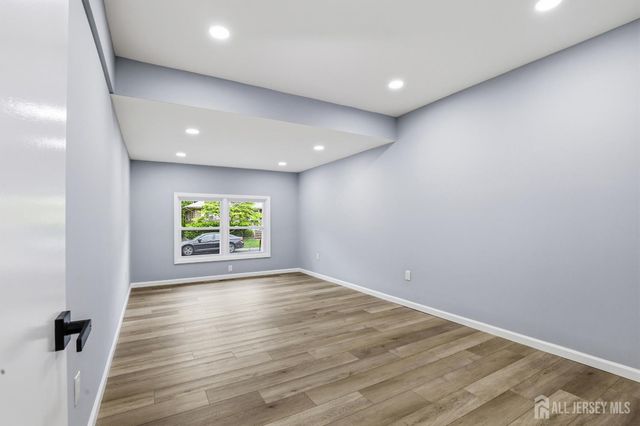 18 muth Street, South Amboy, NJ 08879